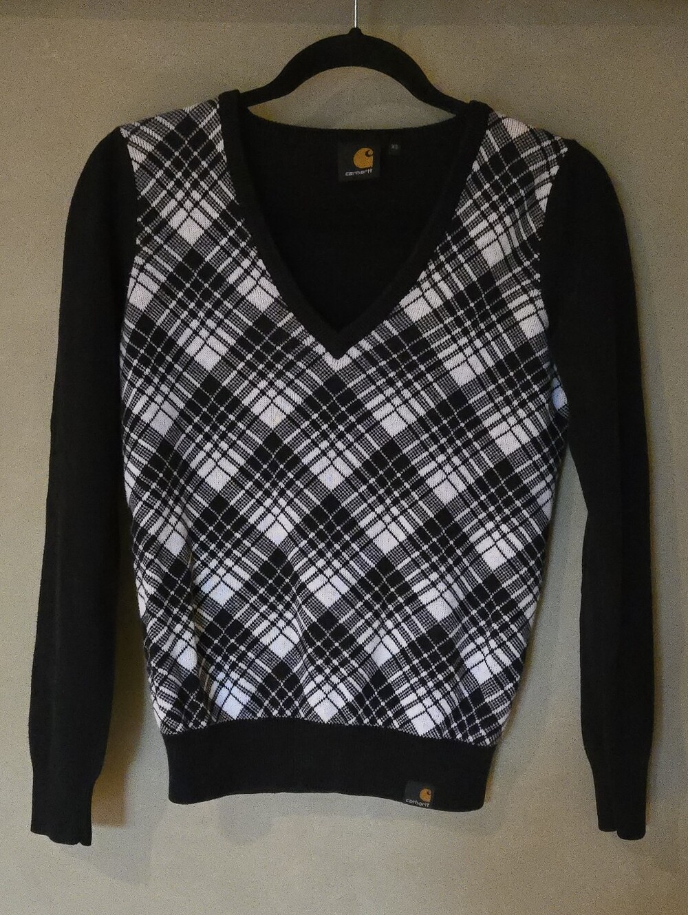 Carhartt | Black & White Plaid V-Neck Sweater, Size XS - Picture 2 of 8